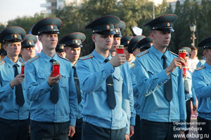 «Свеча памяти» вновь зажглась в Екатеринбурге в канун начала Великой Отечественной войны «Свеча памяти» вновь зажглась в Екатеринбурге в канун начала Великой Отечественной войны