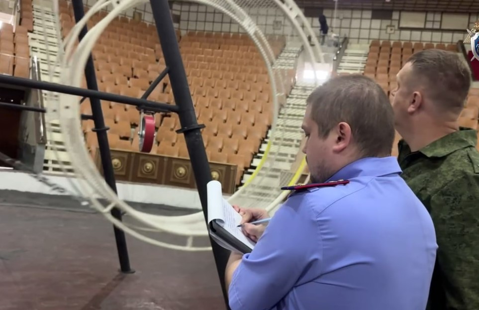 Челябинский СКР завёл уголовное дело из-за гибели гимнастки  | В Магнитогорске после гибели гимнастки возбудили дело 