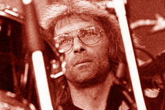 Умер барабанщик «ДДТ» и «ЧиЖ и Ко»