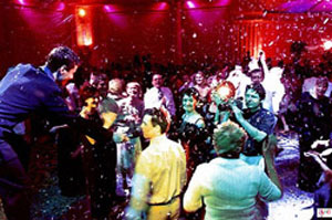 Осторожней на новогодних корпоративах! После таких праздников за неадекватное поведение увольняли сотрудников 16% компаний