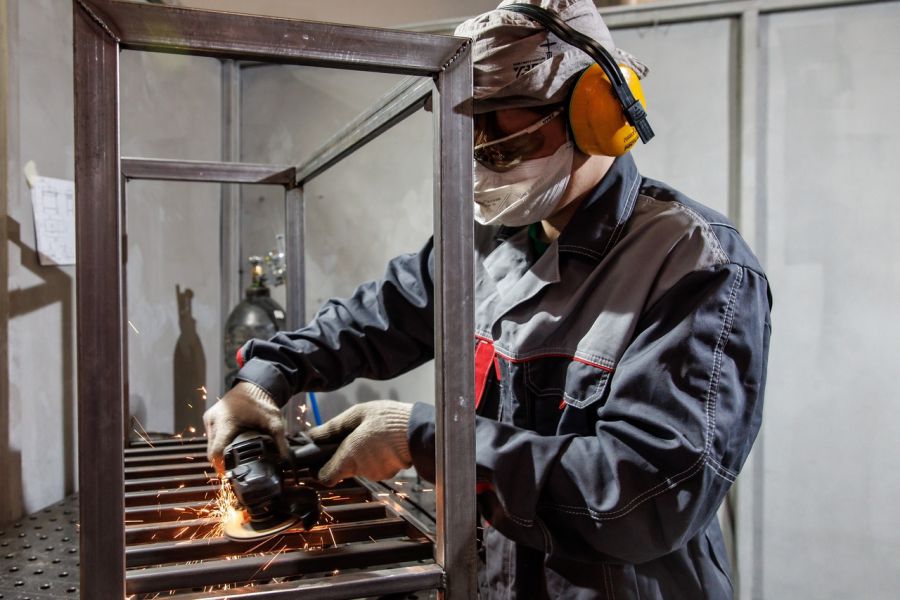 В колледжах и техникумах Урала наблюдается наплыв абитуриентов  | Молодые уральцы стремятся поступить в техникумы и колледжи 