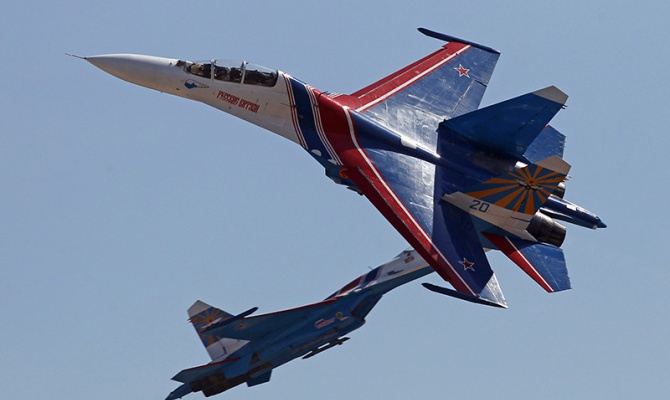 В Кольцово выступили знаменитые «Стрижи»