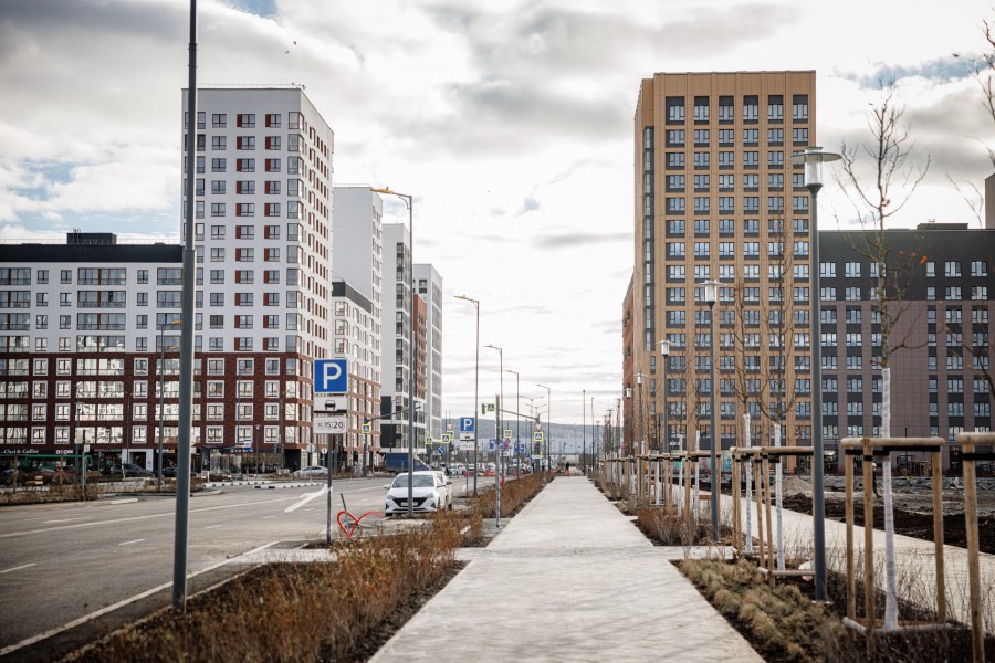 В Солнечном микрорайоне Екатеринбурга завершают строительство улицы Любви: движение откроют до конца года | В Екатеринбурге готовят к открытию новую улицу Любви в микрорайоне Солнечный