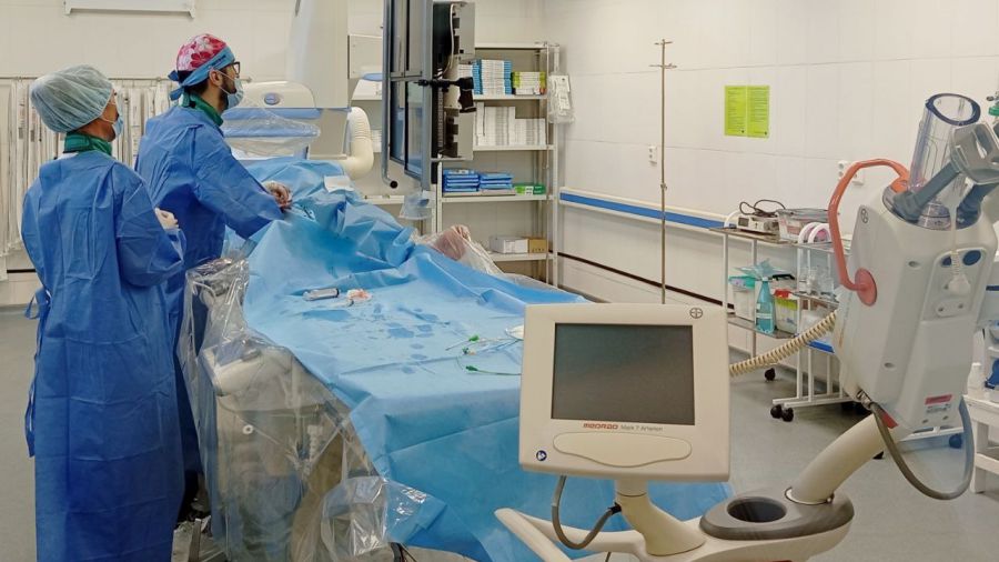 Уральские хирурги спасли пожилого мужчину, пережившего инсульт  | Врачи спасли уральца, пережившего серьёзный инсульт 