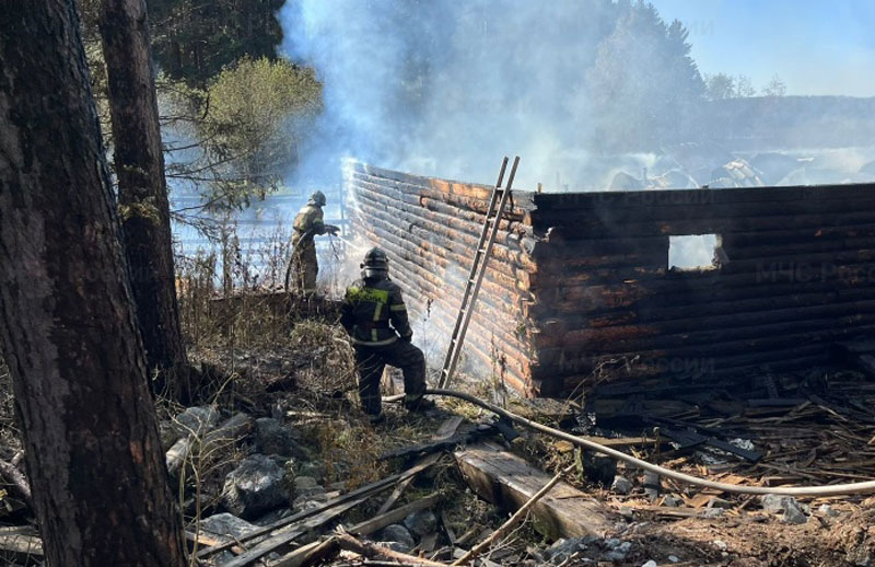 Свердловская область: за сутки ликвидировано 23 пожара, пострадали шесть человек | МЧС: причины пожаров в Свердловской области за 5 октября Свердловская область: за сутки ликвидировано 23 пожара, пострадали шесть человек | МЧС: причины пожаров в Свердловской области за 5 октября