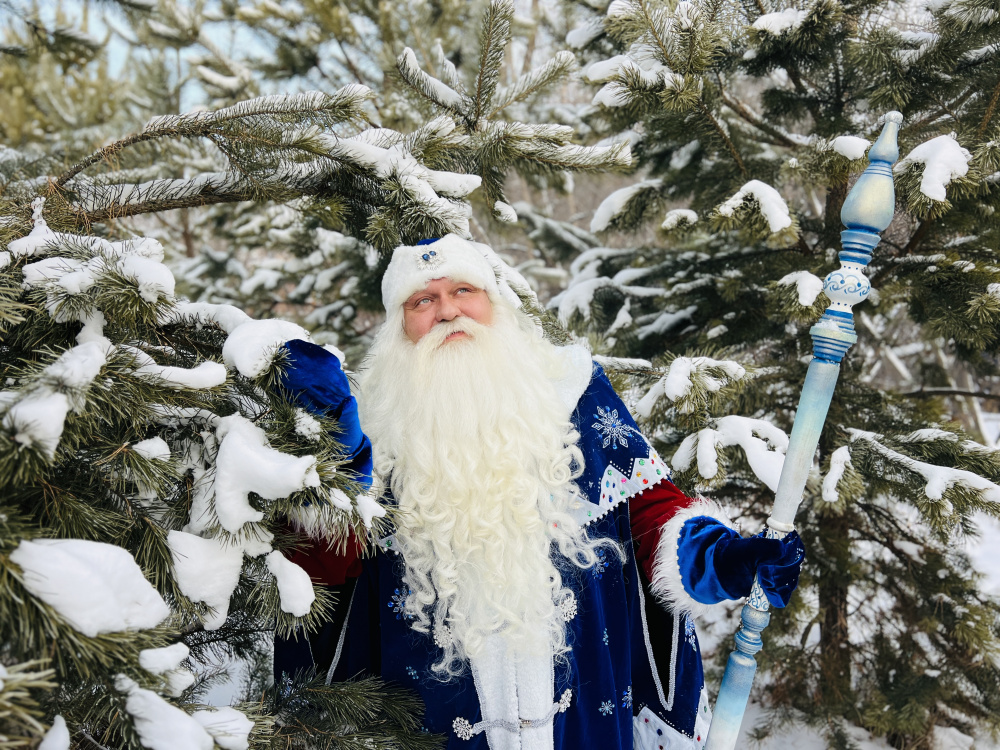 Урал Мороз вошёл в десятку рейтинга медийности новогодних персонажей  | Урал Мороз попал в ТОП-10 новогодних персонажей 