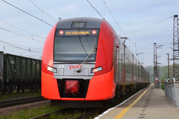 «Ласточки» Екатеринбург – Серов переходят на ежедневное курсирование с 30 июня «Ласточки» Екатеринбург – Серов переходят на ежедневное курсирование с 30 июня