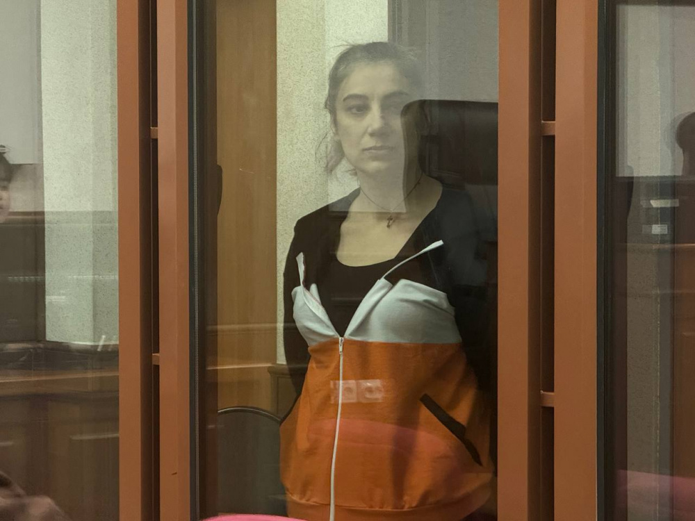 Свердловский прокурор Крылов просит посадить опекуншу Далера на 25 лет | Опекунше Далера Веронике Наумовой грозит 25 лет заключения Свердловский прокурор Крылов просит посадить опекуншу Далера на 25 лет | Опекунше Далера Веронике Наумовой грозит 25 лет заключения