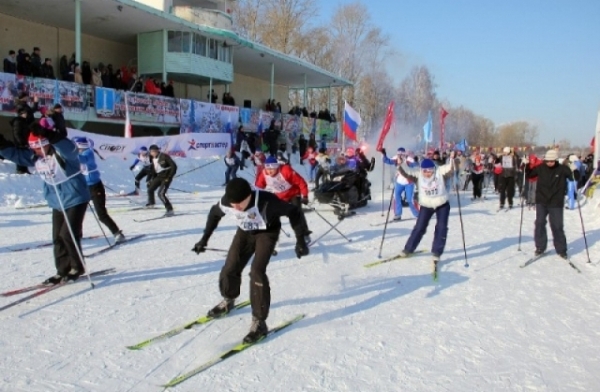 Свердловская полиция поучаствовала в «Лыжне России-2013»
