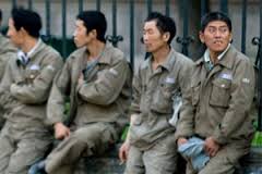 В Копейске полиция совершила облаву на нелегальных мигрантов. Слабую облаву.