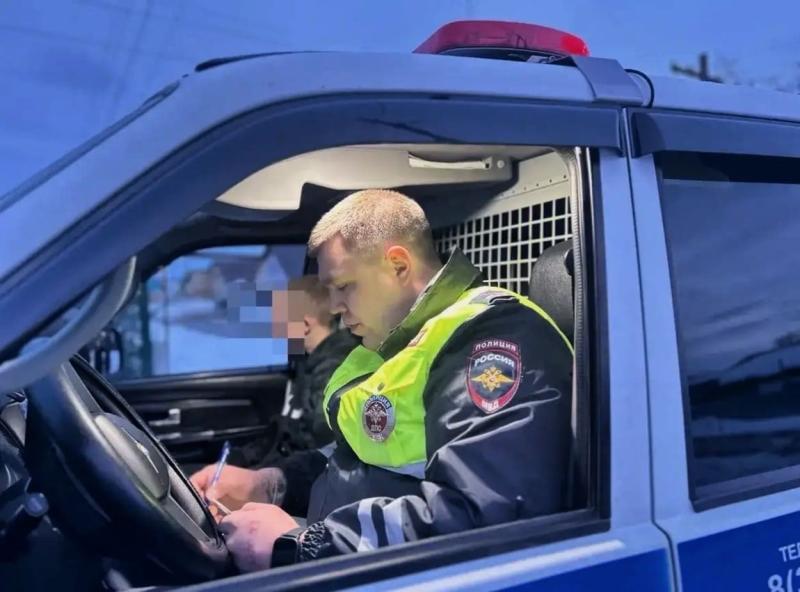 Обменял питбайк на авто: поездка 17-летнего уральца без прав обернулась протоколами | Жительница Урала понесёт ответственность за езду 17-летнего сына без прав