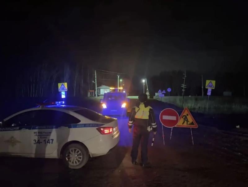 Подтопление на трассе Кушва – Нижняя Тура — проезд закрыт, уровень воды достиг 10 сантиметров | На трассе Кушва – Нижняя Тура закрыли проезд из-за подтопления Подтопление на трассе Кушва – Нижняя Тура — проезд закрыт, уровень воды достиг 10 сантиметров | На трассе Кушва – Нижняя Тура закрыли проезд из-за подтопления