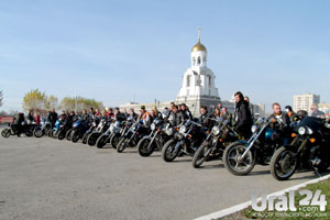 Байкеры Каменска-Уральского закрыли сезон