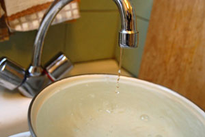 В Кургане и области отключают воду. Где и когда?