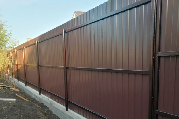 Жительница Екатеринбурга через суд вернула деньги за ворота, похищенные изготовителем Жительница Екатеринбурга через суд вернула деньги за ворота, похищенные изготовителем