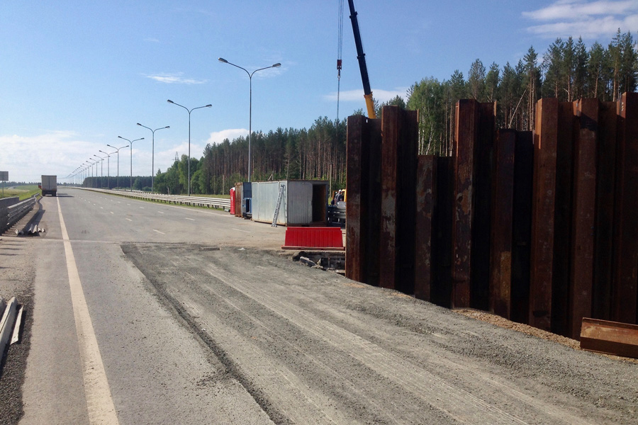 Текущая ситуация на подъезде к мосту через реку Юг, автомобильная дорога Р-242 Пермь-Екатеринбург Текущая ситуация на подъезде к мосту через реку Юг, автомобильная дорога Р-242 Пермь-Екатеринбург