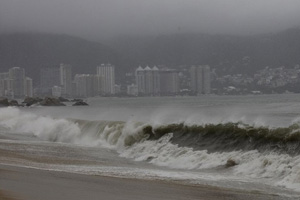 Стихия обрушилась на тихоокеанское побережье Мексики: погибло три человека