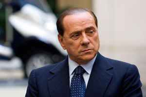 Сильвио Берлускони отправили пули и порошок