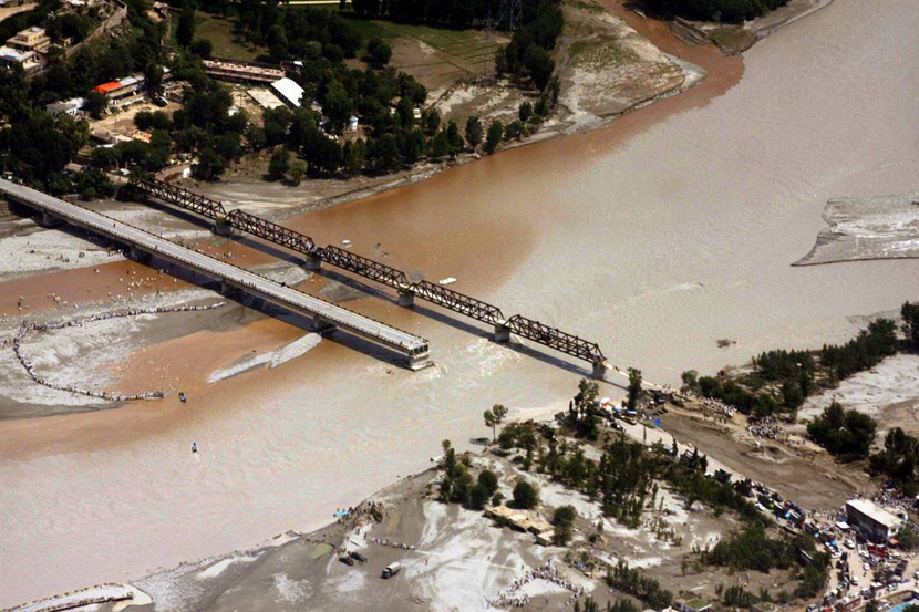 Свадебная трагедия в Пакистане: 17 жертв