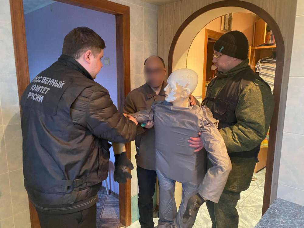 Уральца с двумя высшими образованиями задержали за убийство женщины и ребёнка  | Уралец с двумя высшими образованиями попался на убийстве женщины и ребёнка 