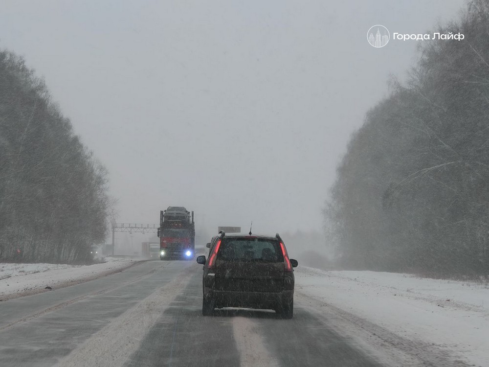 Снег и гололёд в Свердловской области: сколько техники работает | Власти Свердловской области раскрыли, как борются со снегопадами Снег и гололёд в Свердловской области: сколько техники работает | Власти Свердловской области раскрыли, как борются со снегопадами