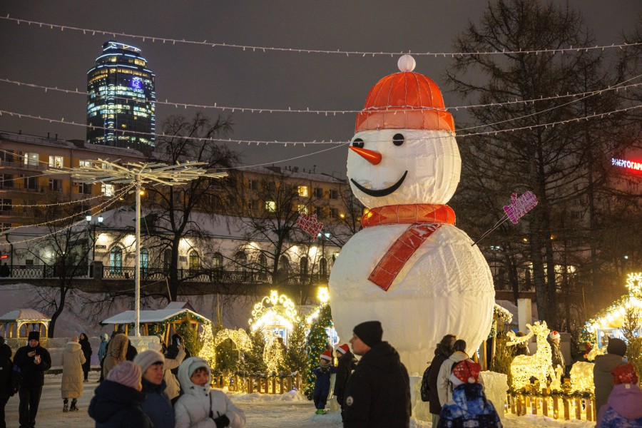 В Екатеринбурге каток и ледовый городок оказались востребованы — мэрия  | В мэрии Екатеринбурга оценили нужность катка и ледового городка