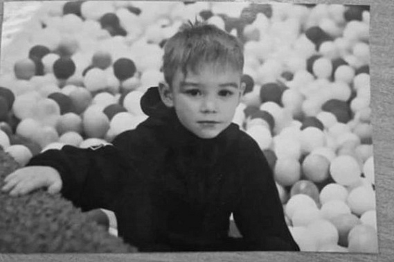 Обвиняемая в убийстве 6-летнего мальчика опекунша из Екатеринбурга врала мужу, что ребёнок уехал в гости Обвиняемая в убийстве 6-летнего мальчика опекунша из Екатеринбурга врала мужу, что ребёнок уехал в гости