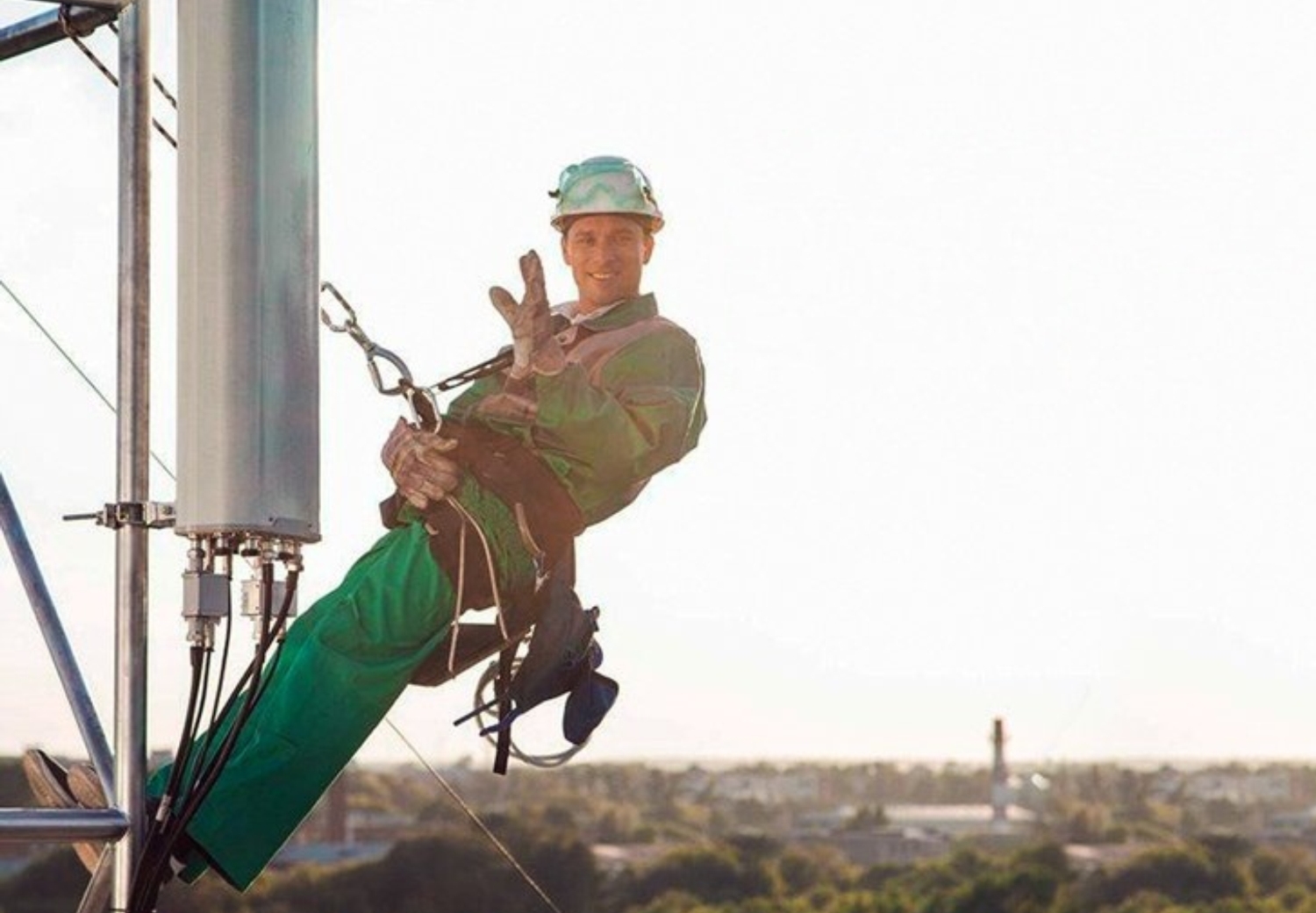 «МегаФон» обеспечит надежной связью и интернетом гостей Russia Arms Expo 2015 «МегаФон» обеспечит надежной связью и интернетом гостей Russia Arms Expo 2015