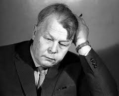 На Страстном бульваре «закаменел» Твардовский На Страстном бульваре «закаменел» Твардовский