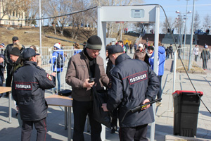 В Тюмени полиция осуществляет охрану общественного порядка